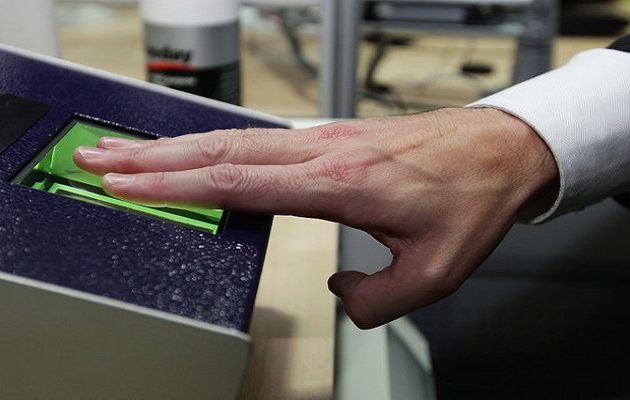 Ταυτότητες με ψηφιακό δακτυλικό αποτύπωμα σχεδιάζει η Κομισιόν