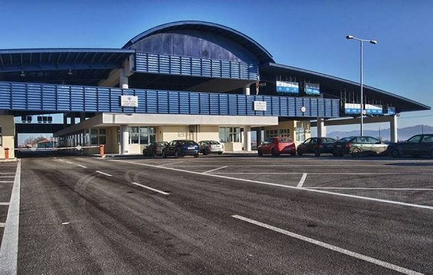 H απίστευτη λίστα  κατασχέσεων στα τελωνεία – Δέσμευσαν ακόμη και… κροκόδειλους