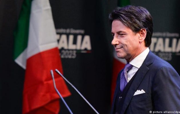 Ιταλία: Ο πρωθυπουργός Κόντε παρουσίασε τη λίστα των υπουργών του – Αύριο η ορκωμοσία