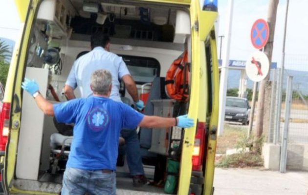 Σε κρίσιμη κατάσταση γυναίκα που παρασύρθηκε από φορτηγό στη Λάρισα