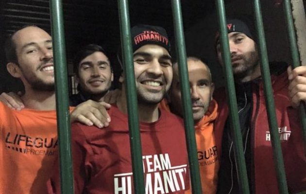 Τι λέει η Κομισιόν για τα μέλη ΜΚΟ που κατηγορούνται ως λαθροδιακινητές στη Μυτιλήνη