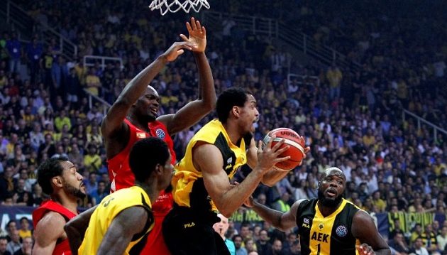 Στον τελικό του Τσάμπιονς Λιγκ η ΑΕΚ – Νίκησε τη Μούρθια με 77-75