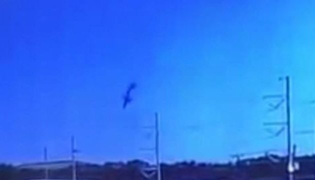Η στιγμή της πτώσης του μοιραίου C-130 στη Τζόρτζια με τους πέντε νεκρούς (βίντεο)