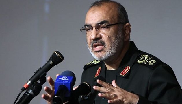 Το Ιράν απείλησε να μετατρέψει σε «πεδίο μάχης» το έδαφος όποιας χώρας του επιτεθεί