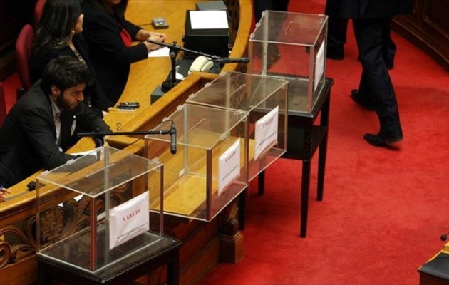 Δέκα κάλπες στήνονται ξανά για Novartis την Παρασκευή στη Βουλή