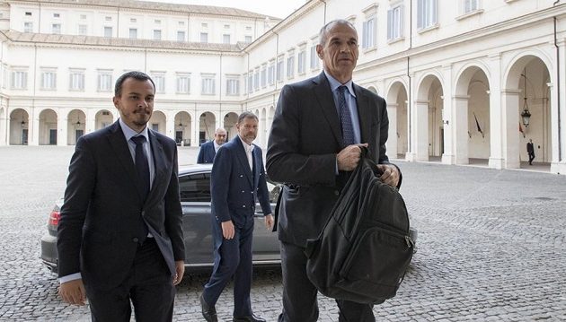 Φουντώνουν οι φήμες για άμεση διάλυση της ιταλικής Βουλής και προκήρυξη εκλογών