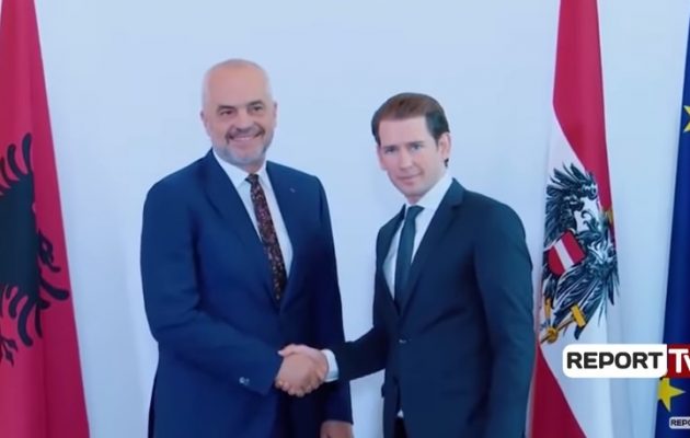 Ο Κουρτς υποσχέθηκε στον Ράμα να «προστατέψει» τα σύνορα της Αλβανίας από την Ελλάδα