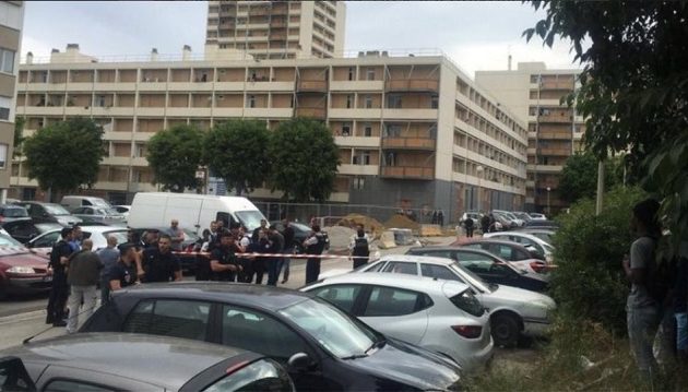 Συναγερμός στη Γαλλία: Κουκουλοφόροι άνοιξαν πυρ  σε περιοχή της Μασσαλίας