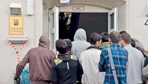 Σκάνδαλο με τους πρόσφυγες στη Γερμανία – Δωροδοκίες για τη χορήγηση ασύλου