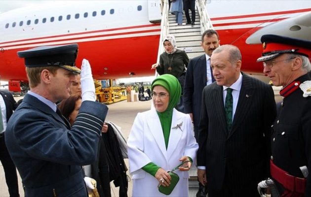 Ο Ερντογάν πήγε στη Βρετανία και την έχρησε «σύμμαχο στρατηγικής σημασίας» μετά το Brexit