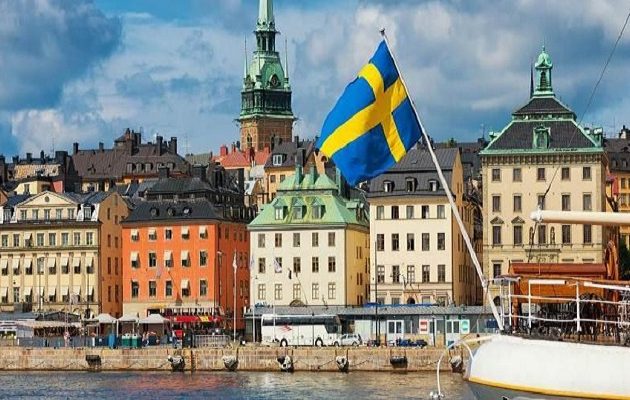 Η Σουηδία θα προσλάβει 124.000 δημόσιους υπαλλήλους