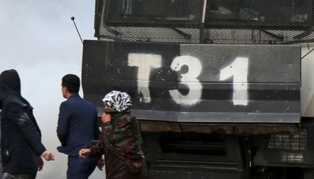 Στους τέσσερις οι νεκροί από τα επεισόδια σε προεκλογική συγκέντρωση στην Τουρκία