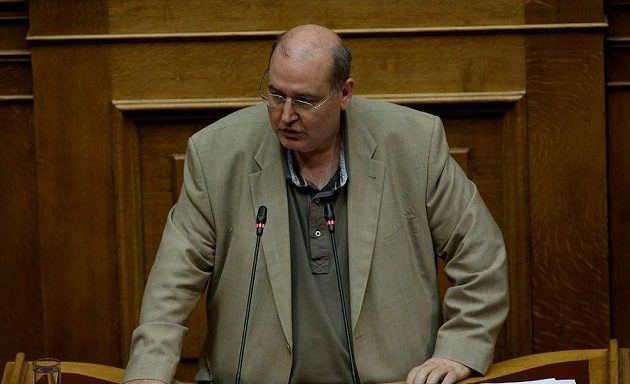 Φίλης στη Βουλή: Θα διαψευστούν όσοι ονειρεύονται κατάρρευση της κυβέρνησης