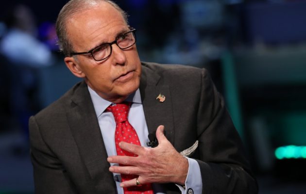 Σύμβουλος Τραμπ: Από τον εμπορικό πόλεμο ίσως να έχουν επιπτώσεις οι ΗΠΑ – «Θέλουμε τίμιο παιχνίδι»