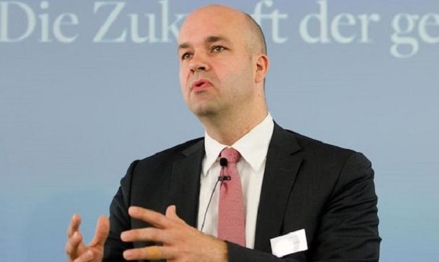 Γερμανός οικονομολόγος: Εάν «βυθιστεί» η Ιταλία θα καταστραφεί το ευρώ