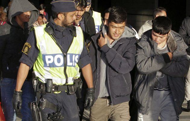 Τέλος τα «ανοιχτά σύνορα» για τη Σουηδία – «Απειλή για την εσωτερική ασφάλεια» οι ροές προσφύγων και μεταναστών
