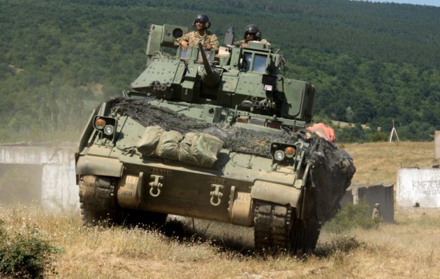 Τραυματίστηκαν Έλληνες στρατιώτες μέσα σε άρμα μάχης στην Κύπρο