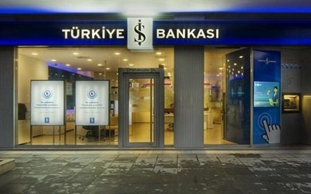 Ισχυρό «χαστούκι» Moody’s στην Τουρκία: Υποβαθμίζει 19 τράπεζες