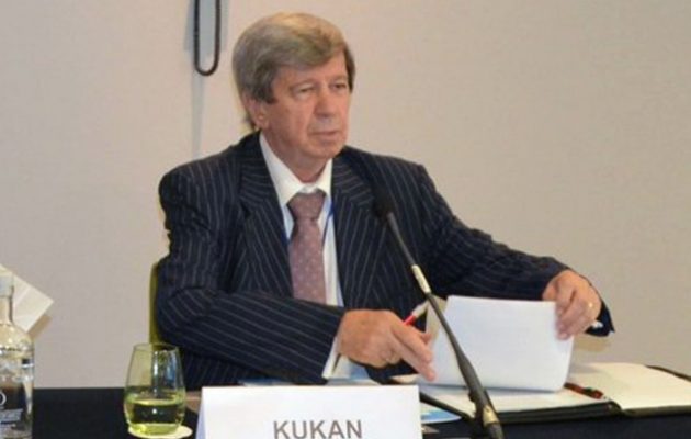 Το ΕΛΚ «τράβηξε το αφτί» του Μητσοτάκη για το Σκοπιανό – Δίγλωσσος ο Κούλης