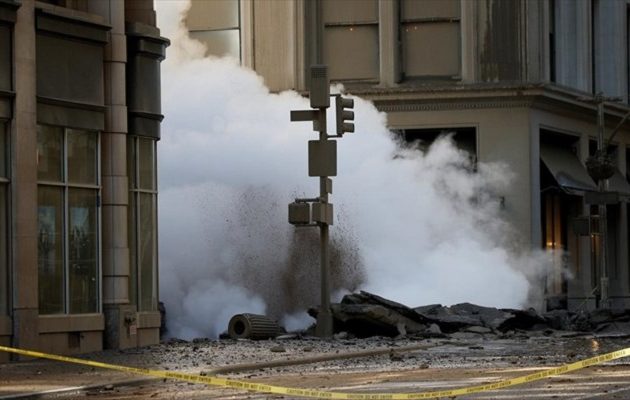 Ισχυρή έκρηξη από αγωγό ατμού συντάραξε το Μανχάταν – Τέσσερις ελαφρά τραυματίες