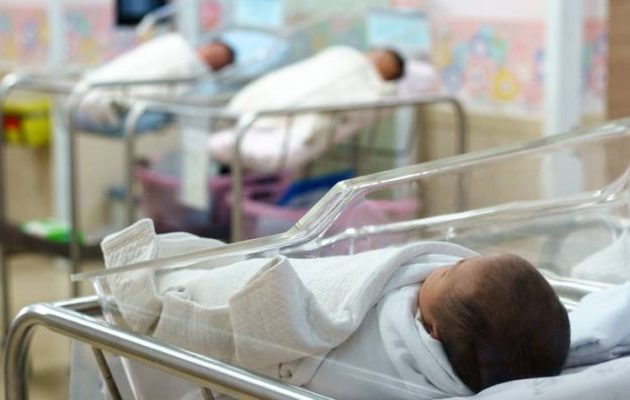 Αγωνία για την 30χρονη που τραυματίστηκε στο τροχαίο στο Κιλκίς – Της πήραν το μωρό