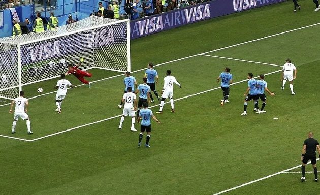 Στα ημιτελικά του Μουντιάλ η Γαλλία – Νίκησε 2-0 την Ουρουγουάη