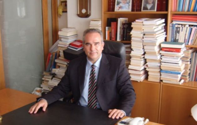 Ο δεξιός δήμαρχος Μαρκόπουλου Σ. Μεθενίτης κατηγορεί τον Πατούλη για «συλλογή μαύρων ψήφων» μετά τη φονική πυρκαγιά