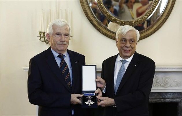 Το συγκινητικό μήνυμα Λασκαρίδη όταν παρέλαβε παράσημο από τον Παυλόπουλο