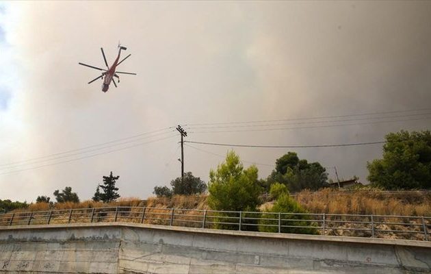 Σε ύφεση τα μέτωπα σε Κινέτα και Καλλιτεχνούπολη – «Στοπ» από Πυροσβεστική στα ντρον