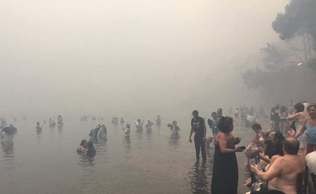 Πρώτο θέμα στο BBC η τραγωδία στην ανατολική Αττική – Τι λένε τα διεθνή μέσα