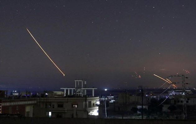 Η Συρία αναφέρει ότι απέκρουσε πυραυλικές επιθέσεις του Ισραήλ στα νοτιοδυτικά