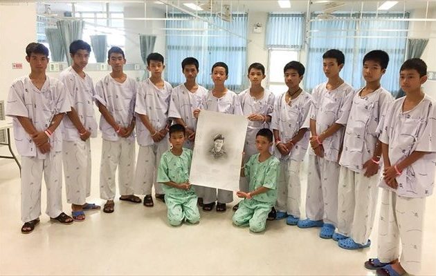 Γυρίζουν σπίτι τους τα παιδιά από την Ταϊλάνδη – Σε ποιες ερωτήσεις θα απαντήσουν