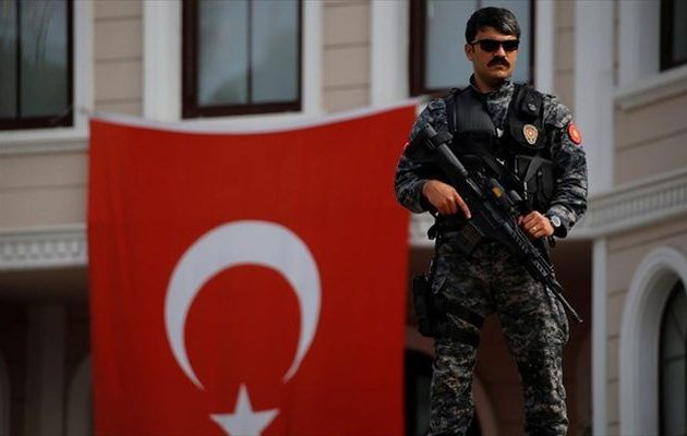 Συνέλαβαν Γερμανό στην Τουρκία για «διασπορά προπαγάνδας» υπέρ του PKK