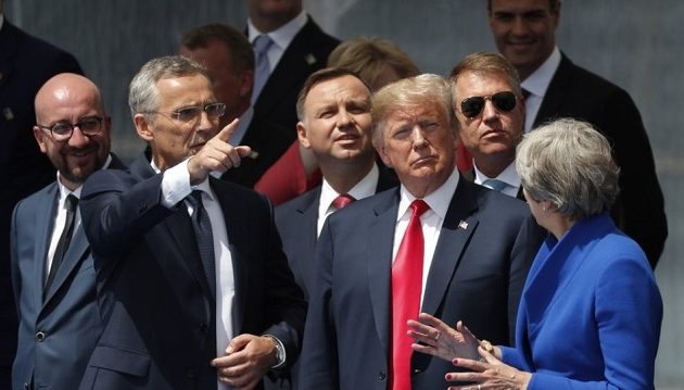 Πρόταση Τραμπ στους συμμάχους του στο ΝΑΤΟ να αυξήσουν τις αμυντικές δαπάνες