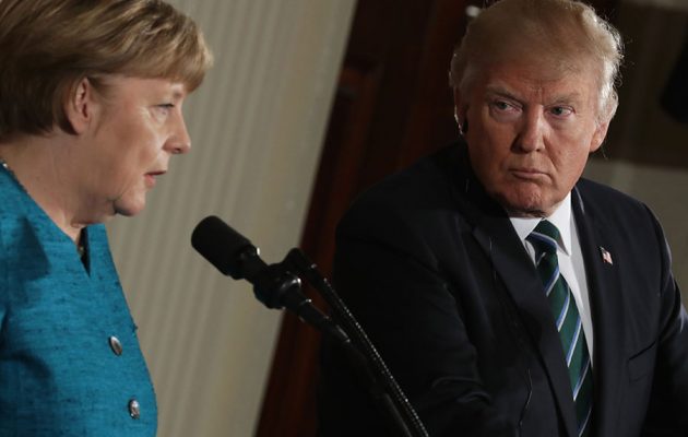 «Μπουρλότο» έβαλε ο Τραμπ: Απείλησε τη Μέρκελ με αποχώρηση των ΗΠΑ από το ΝΑΤΟ