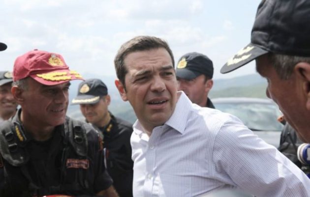 Στις πληγείσες περιοχές στο Μάτι ο Τσίπρας
