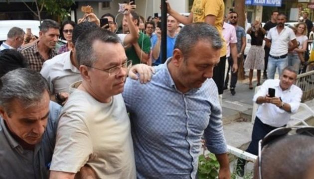 Νέο «όχι» για την απελευθέρωση του πάστορα Μπράνσον στην Τουρκία