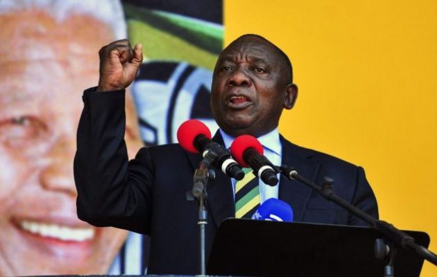 Τι είπε ο Τραμπ γαι τους «λευκούς αγρότες» εξοργίζοντας τον πρόεδρο της Νότιας Αφρικής