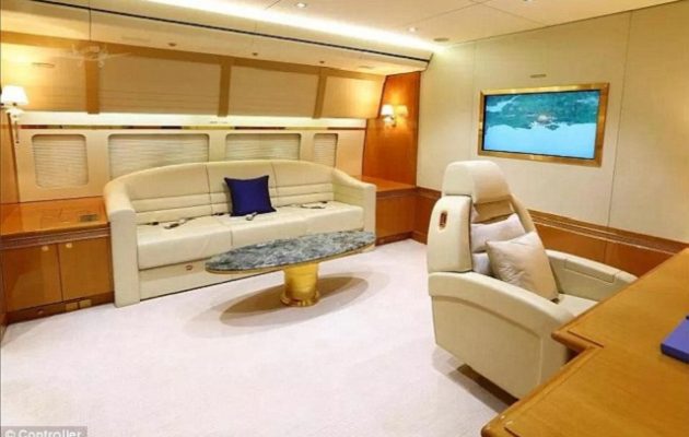 H βασιλική οικογένεια του Κατάρ πουλάει το ιπτάμενο παλάτι της (φωτο)