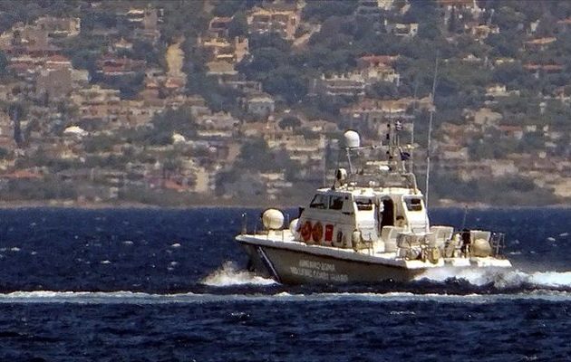 Πτώμα νεαρής γυναίκας μπλεγμένο με σχοινιά στη Βάρκιζα