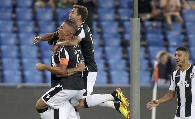 Πανηγυρική πρόκριση ο ΠΑΟΚ: Νίκησε τη Βασιλεία (3-0) και κάνει όνειρα για τους ομίλους