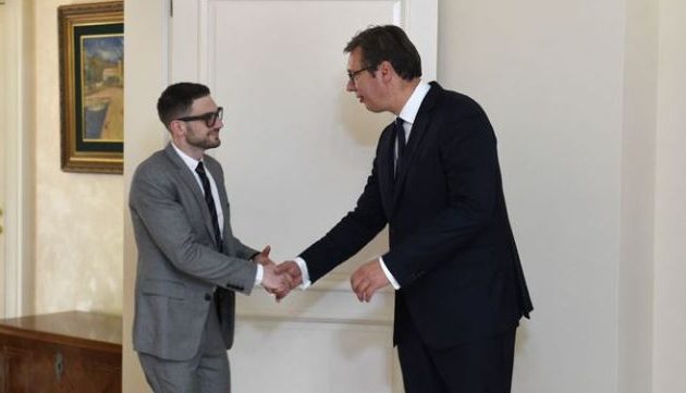 Ο γιος του Τζόρτζ Σόρος, Αλεξάντερ Σόρος, συναντήθηκε με τον Σέρβο πρόεδρο Αλεξάνταρ Βούτσιτς