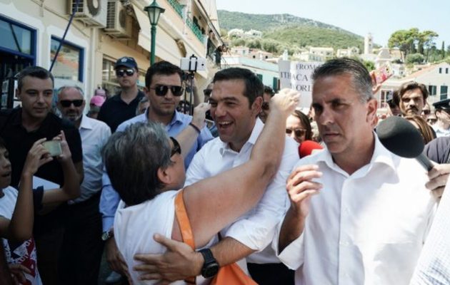 Η δημοκρατική Ιθάκη αποθέωσε τον Τσίπρα – Ένθερμη υποδοχή από τον δημοκρατικό λαό (βίντεο)