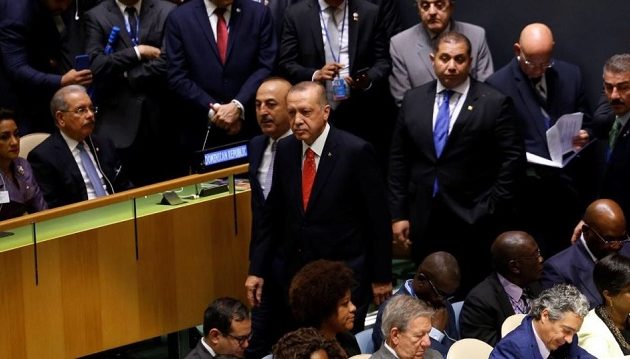 Ο Ερντογάν σηκώνεται επιδεικτικά και φεύγει την ώρα που μιλά ο Τραμπ στον ΟΗΕ (βίντεο)