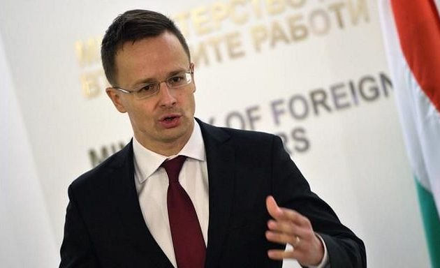 Ούγγρος ΥΠ.ΕΞ: Δεν θα γίνουμε ποτέ χώρα μεταναστών – Λένε ψέματα στον ΟΗΕ