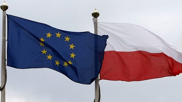 Οι Βρυξέλλες στέλνουν την Πολωνία στο Ευρωπαϊκό Δικαστήριο