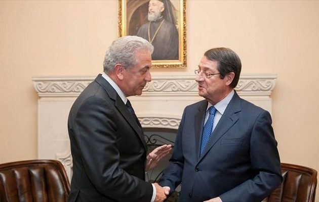 Τι θα ζητήσει η Λευκωσία από τον Αβραμόπουλο για το μεταναστευτικό