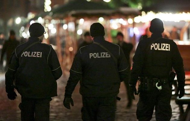 Γερμανός αστυνομικός τέθηκε σε διαθεσιμότητα μετά από ρατσιστική επίθεση σε τούρκικη καφετέρια