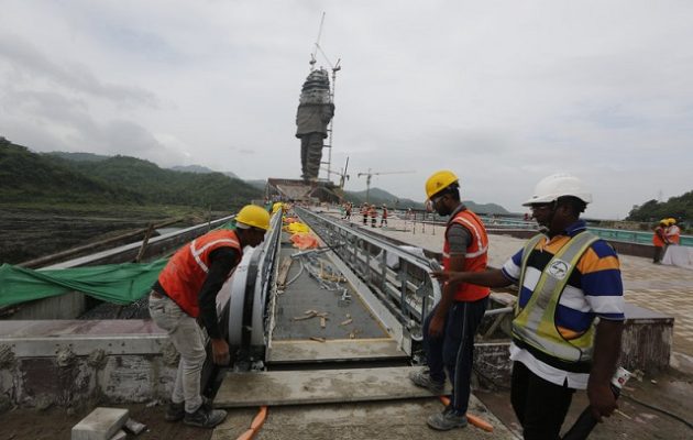 Το ψηλότερο άγαλμα του κόσμου παίρνει μορφή – Πού βρίσκεται (βίντεο)