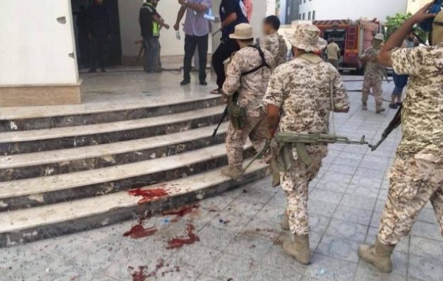 Το Ισλαμικό Κράτος ανέλαβε την ευθύνη για την επίθεση στην έδρα της εταιρείας πετρελαίου της Λιβύης